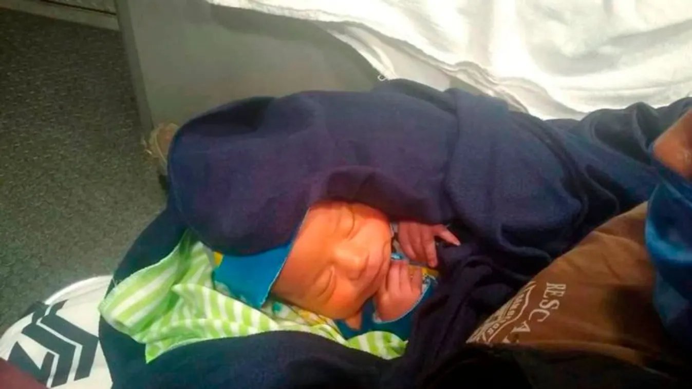 Szívszorító: újszülött kisbabát hagytak egy pizzás dobozban, ez az üzenet hevert mellette