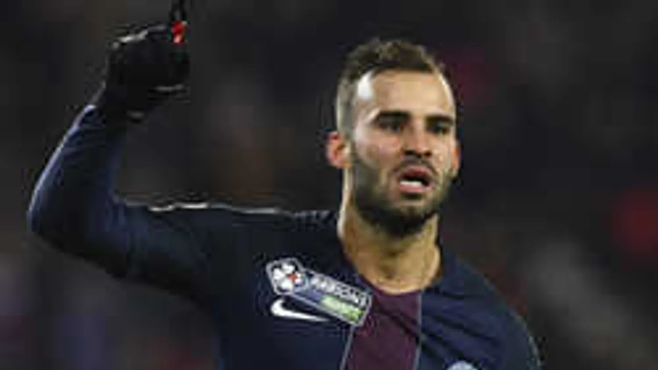 Prostik és részegeskedés, lejtőn a spanyol focisztár