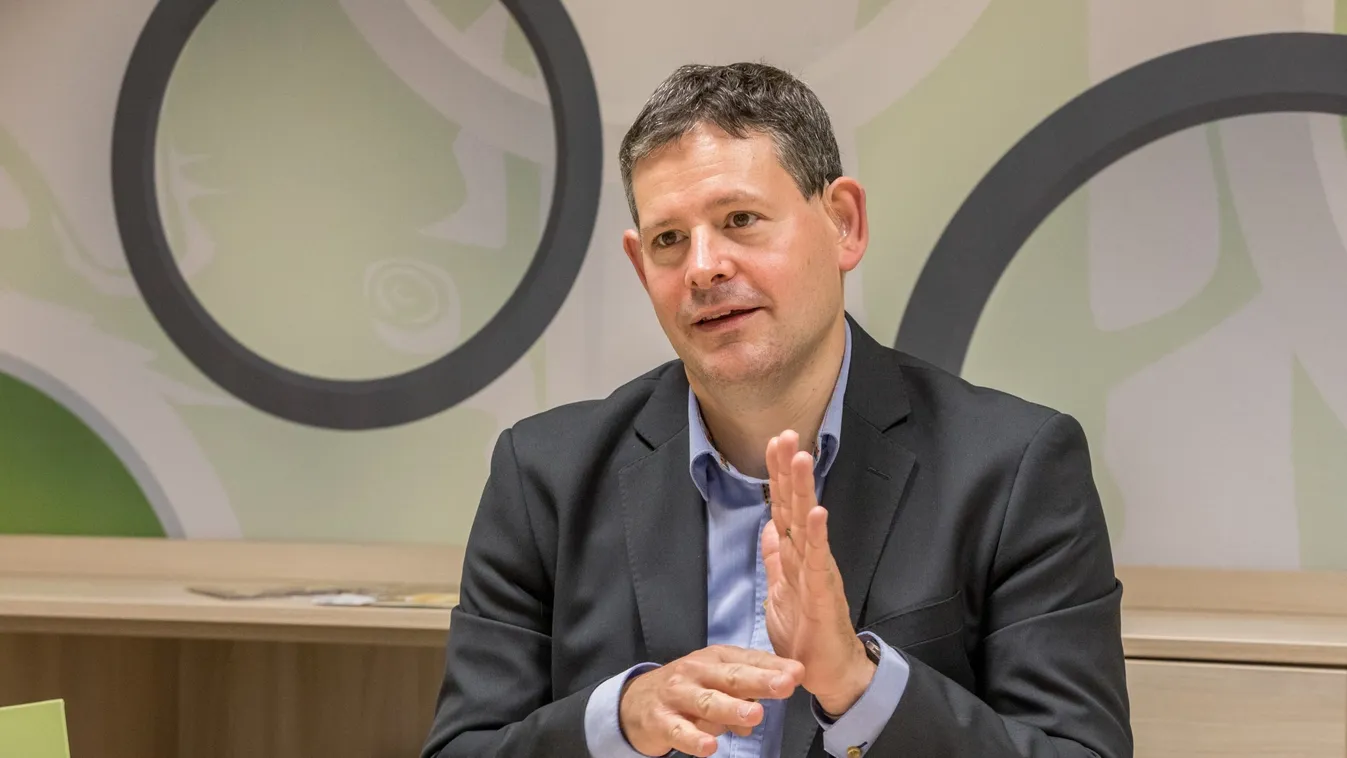 Ezentúl jobban tudnak kommunikálni a siket és nagyothalló emberek – ez az oka