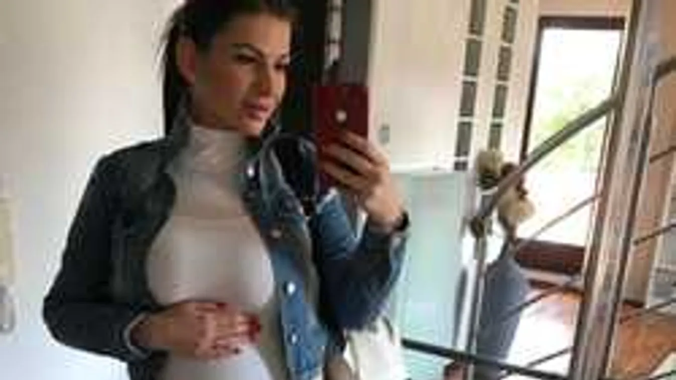 Különleges fotó: ennyit változott egy év alatt Curtis felesége