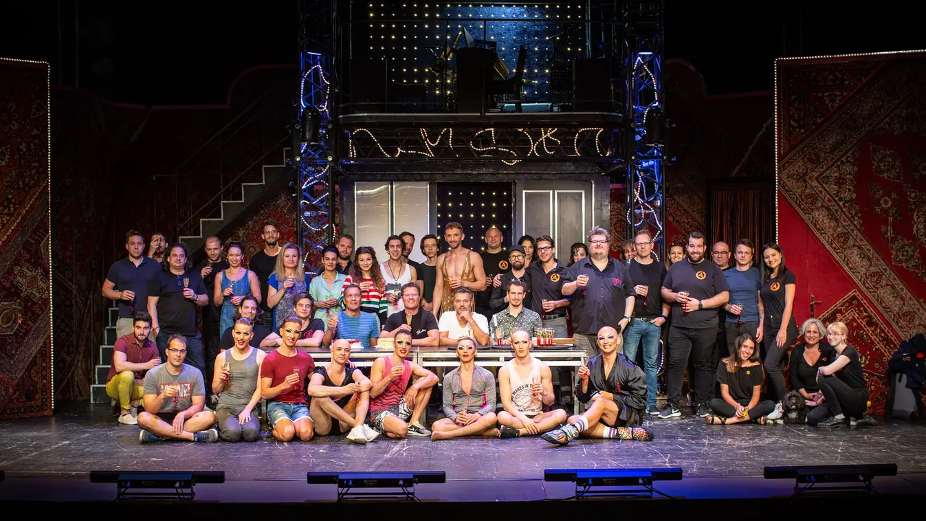 Újabb budapesti színház közölt aggasztó hírt, koronavírusos lett az egyik sztár