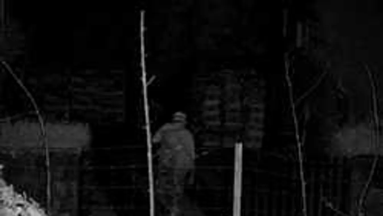 Éjfélkor lövöldözik a faluban a vadász, rettegnek a lakók