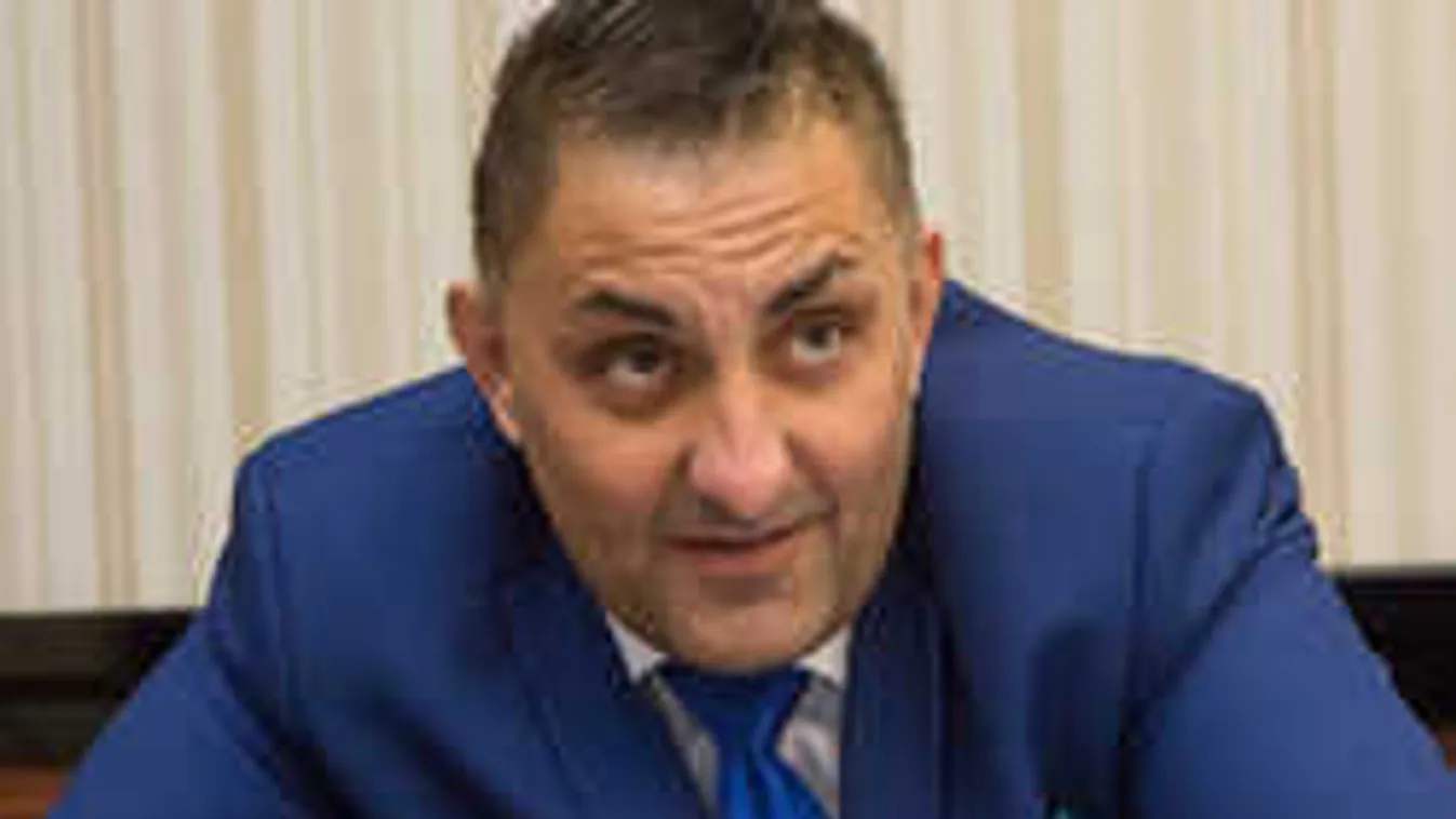 Orvosi kezelés vár Győzikére, ettől retteg a showman