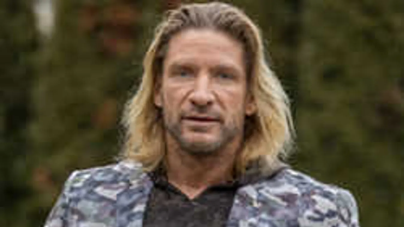 Ide jutottunk, a neten osztja egymást Tenya és Frida - Videó