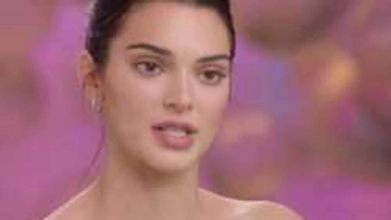 Teljes a felháborodás, megint óriásit hibázott Kim Kardashian húga