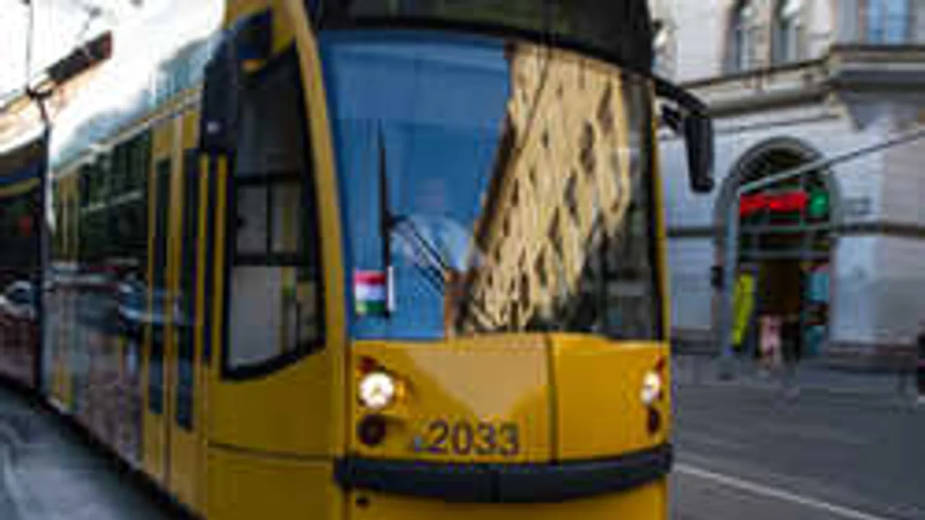 Súlyos baleset Budapesten, ez történt a 4-es 6-os vonalán