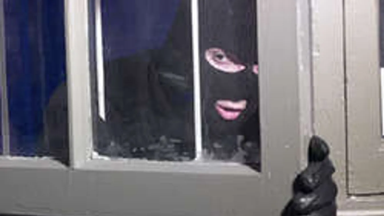 Ezen a betörőn nevet mindenki: a helyszínen felejtette az iratait