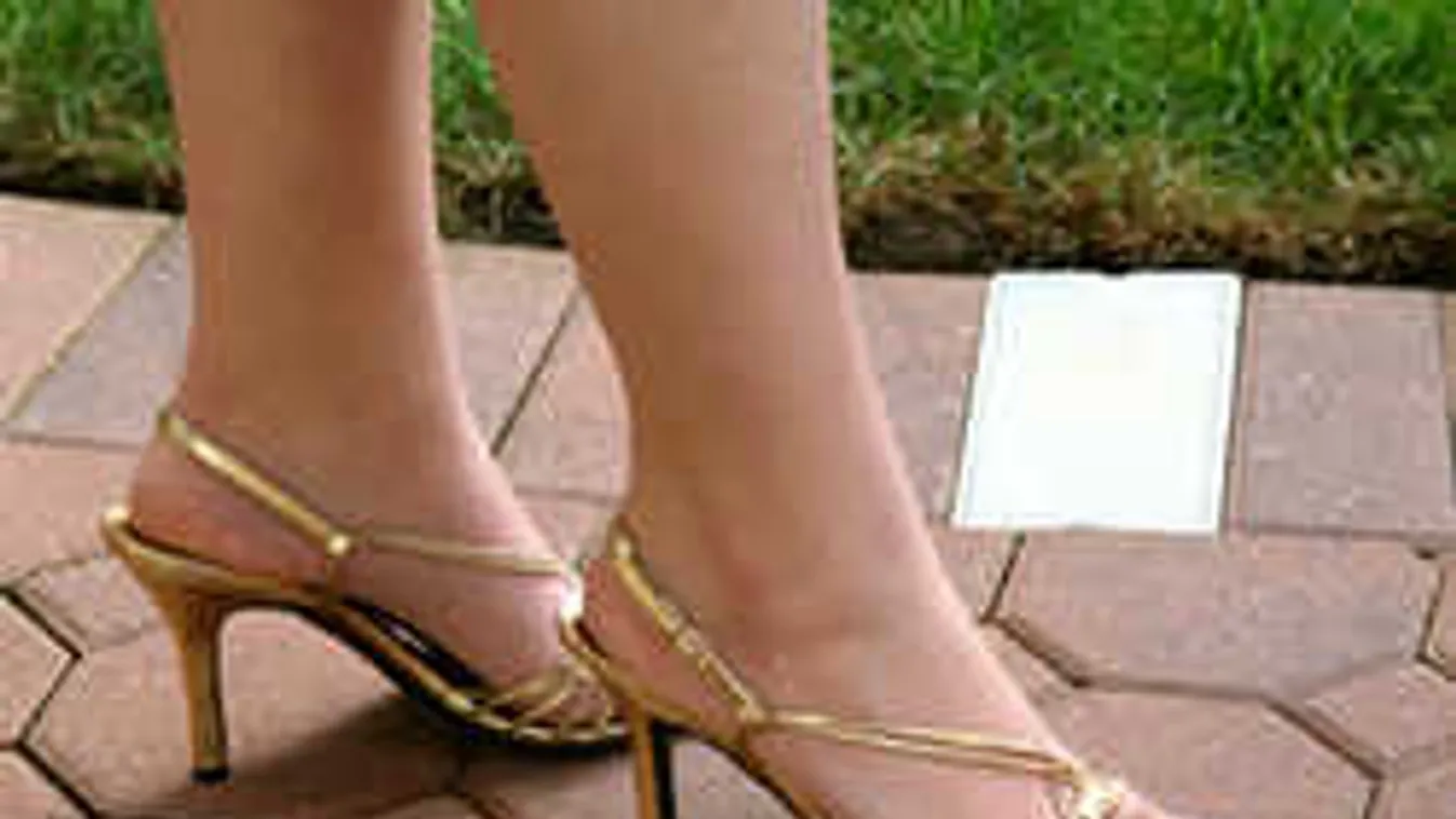 Itt az új szandál, amit minden ruhához felvehetsz