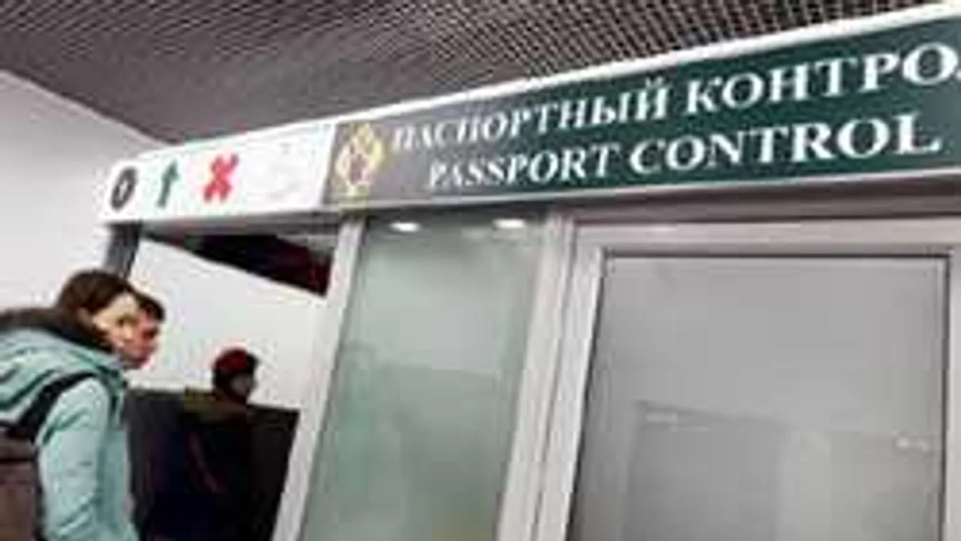 Ruszkik haza? Oroszellenes feliratok jelentek meg Prágai autókon!