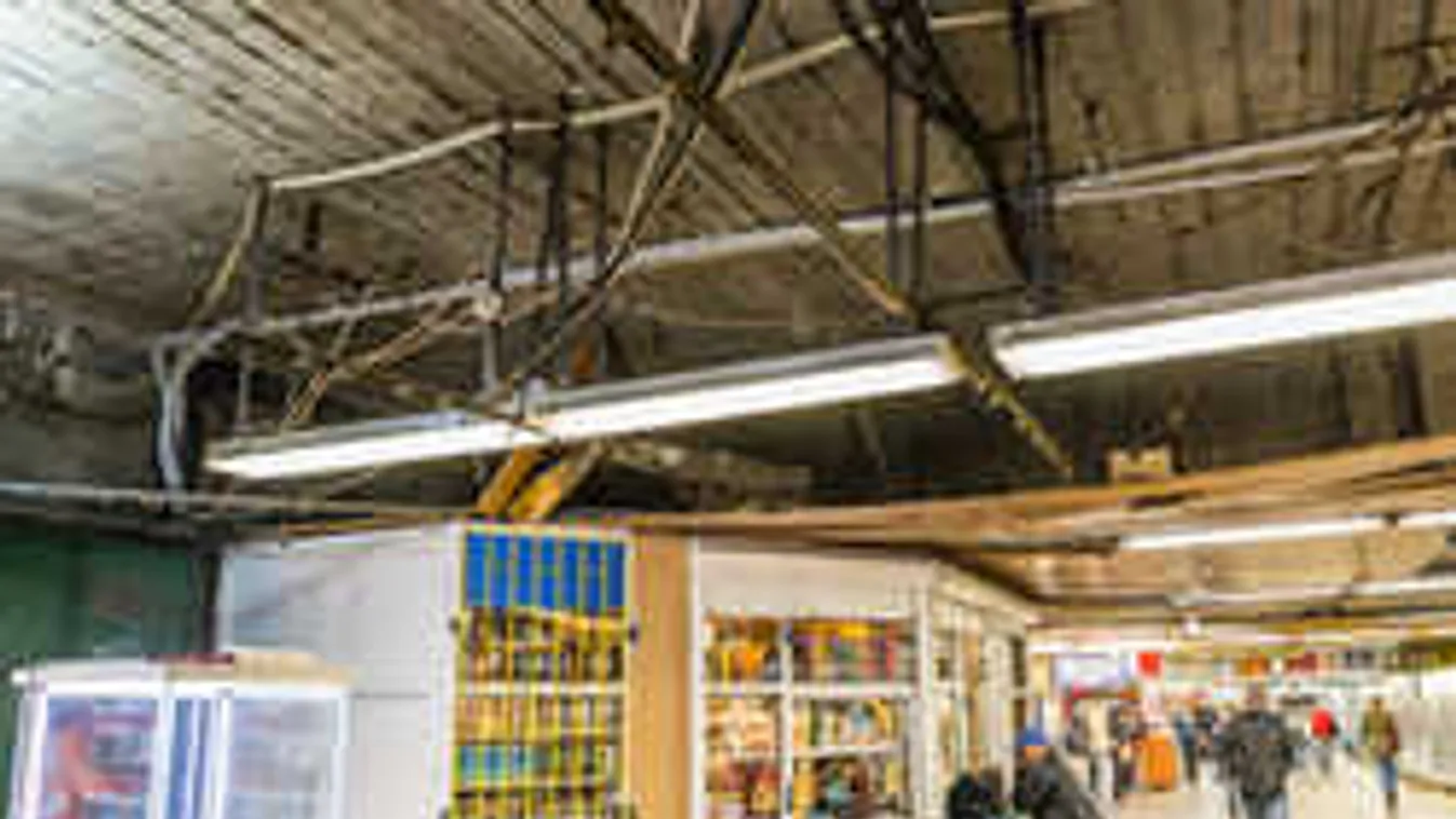 Ezt megint jól kitalálták: Egész nyáron dugó lesz Budapesten