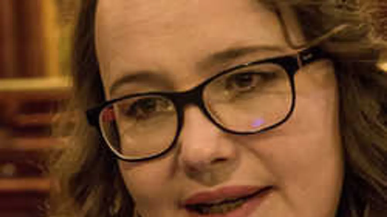 Eldöntötte a magyar sztárszínésznő, jöhet a baba