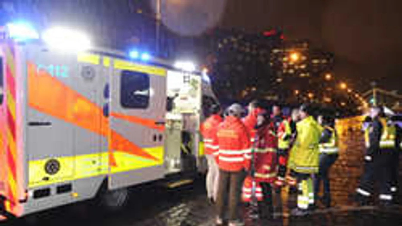 Civilek és polgárőrök húzták ki a túlélőket