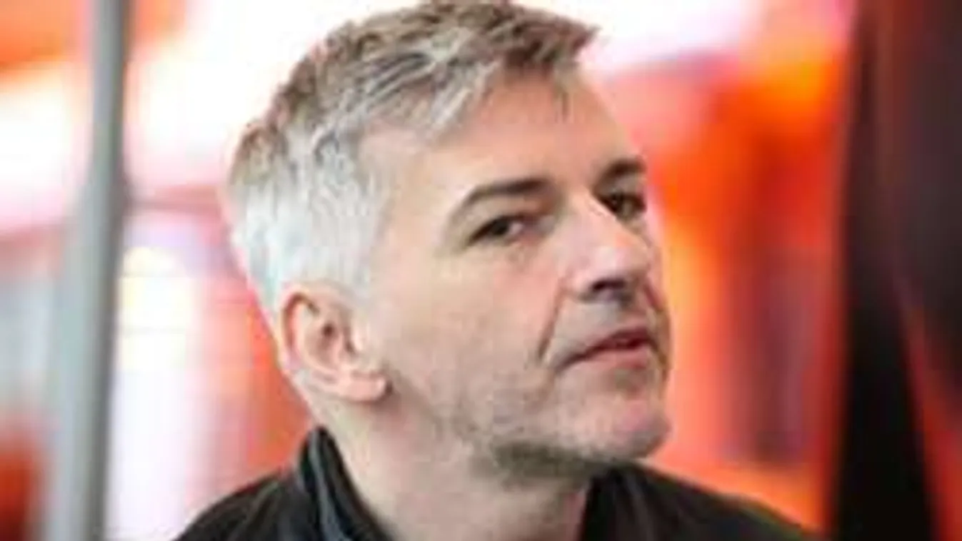 Családi titkairól vallott Alföldi Róbert apja