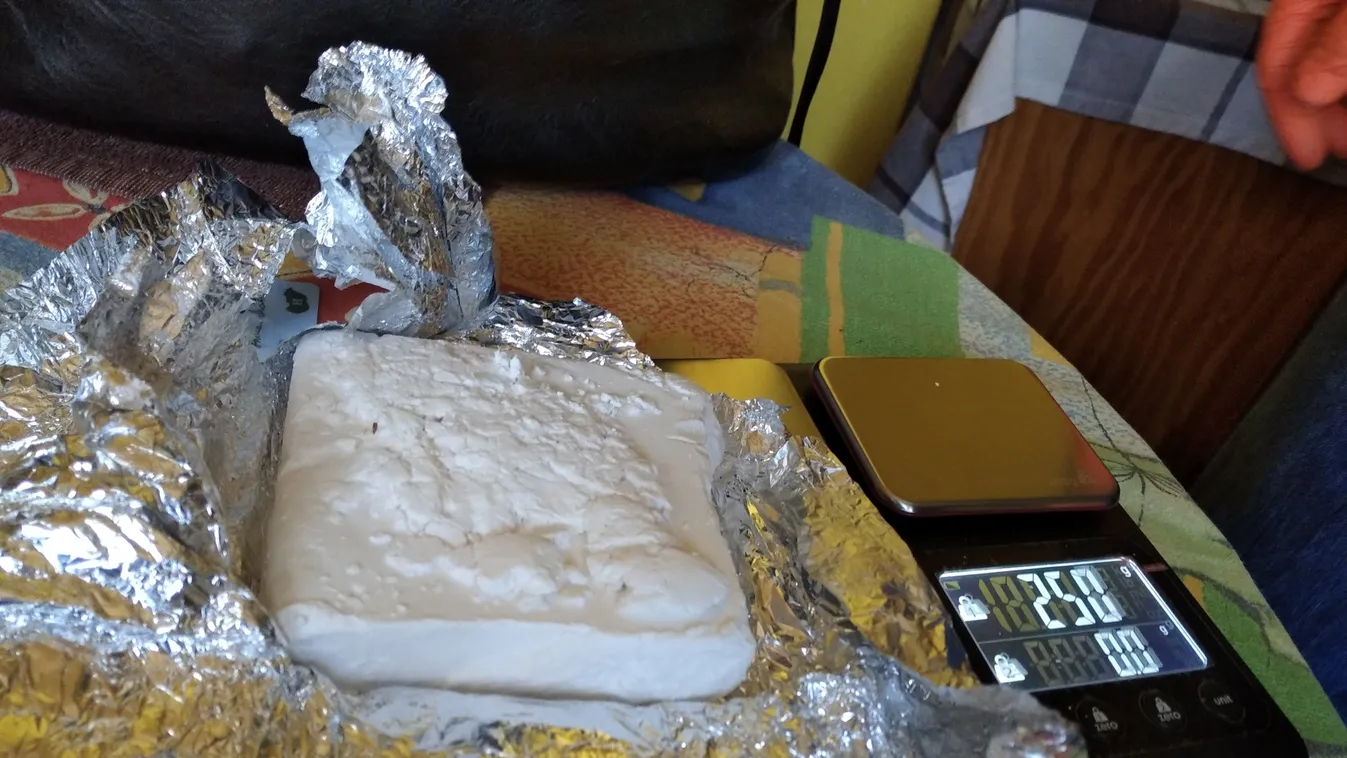 Több mint két kiló droggal kapcsolta le a rendőrség a fiatalt