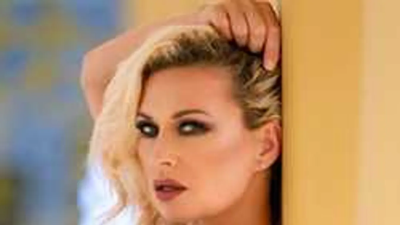 Teljesen összeomlott: Gyászol a magyar színésznő