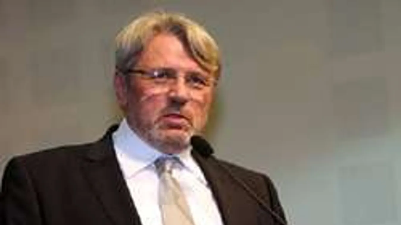 Belharc az uszodában! Gyurta edzőjét támadja a kapitány