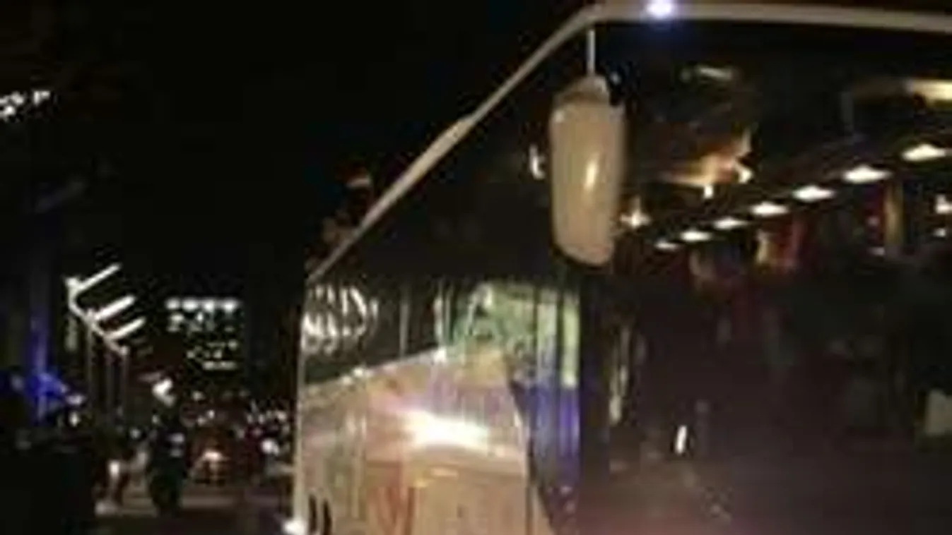 Telt ház: Rekordszámú migránst toloncol ki Ausztria