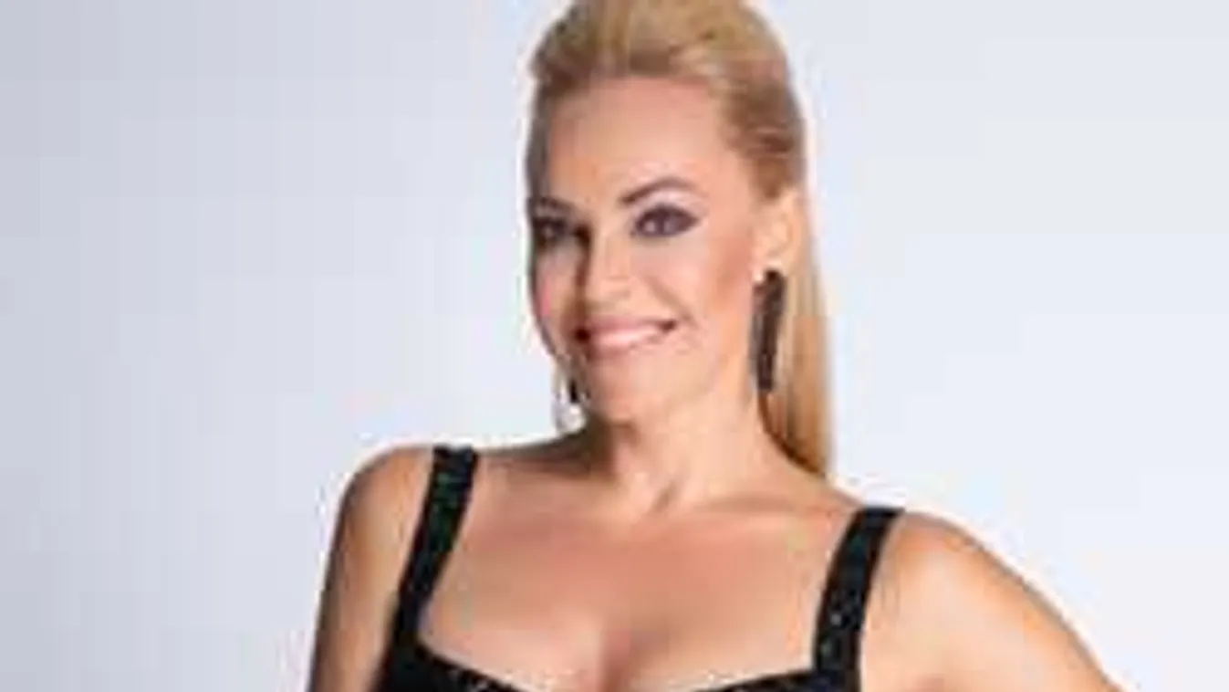 Megindító, amit a csinos énekesnő csinált