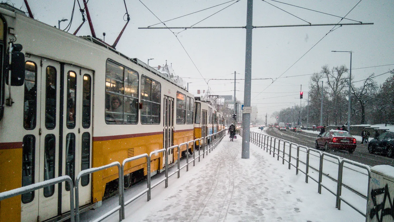 Így bénította meg 5 centi hó Budapestet