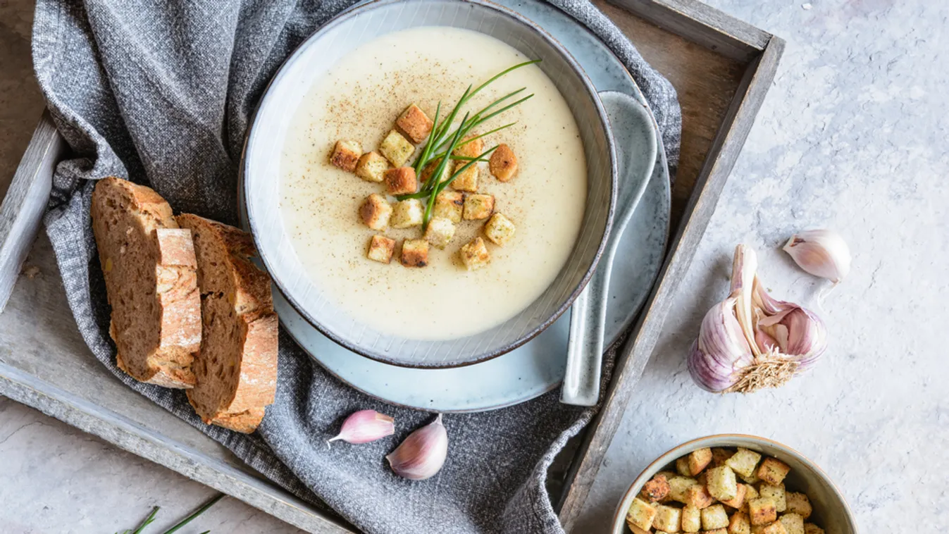 Easy,To,Make,Creamy,Garlic,Soup,Topped,With,Croutons,And