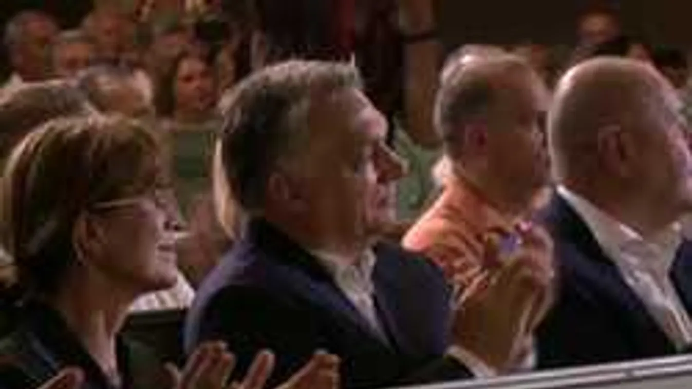 A nagy melegben is elindult a déli határ felé Orbán Viktor - fotók