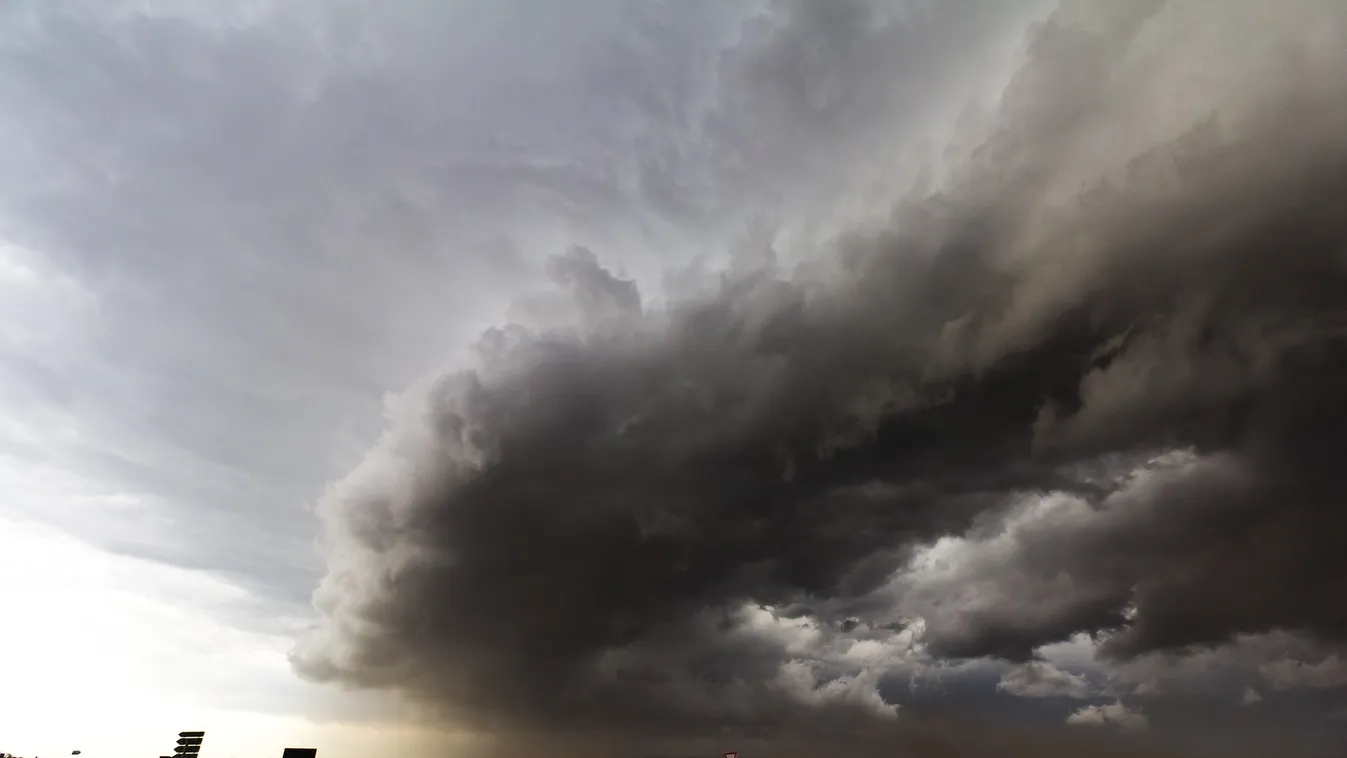 Gyilkos vihar közelít, semmit sem tehetünk, hogy megállítsuk – ezt jósolta az időutazó