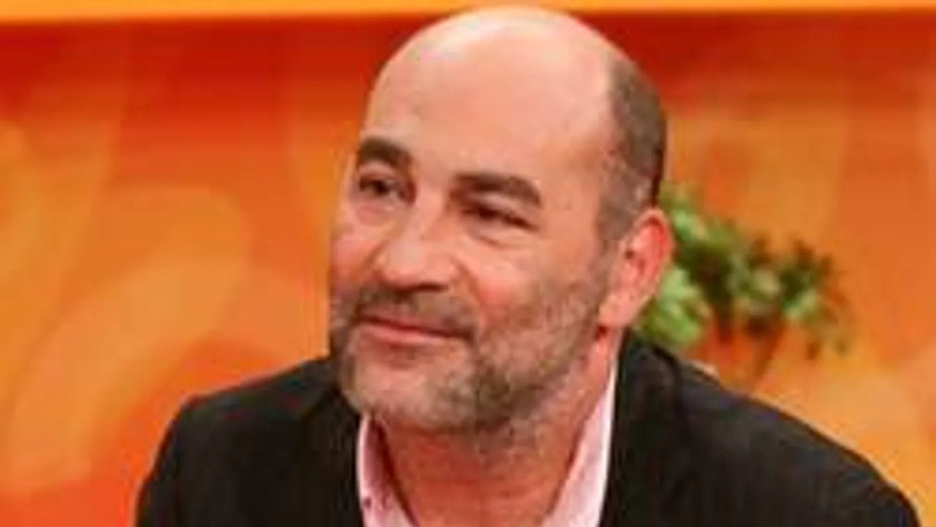 Elképesztő szituációban fotózták le a lábadozó Kulka Jánost!