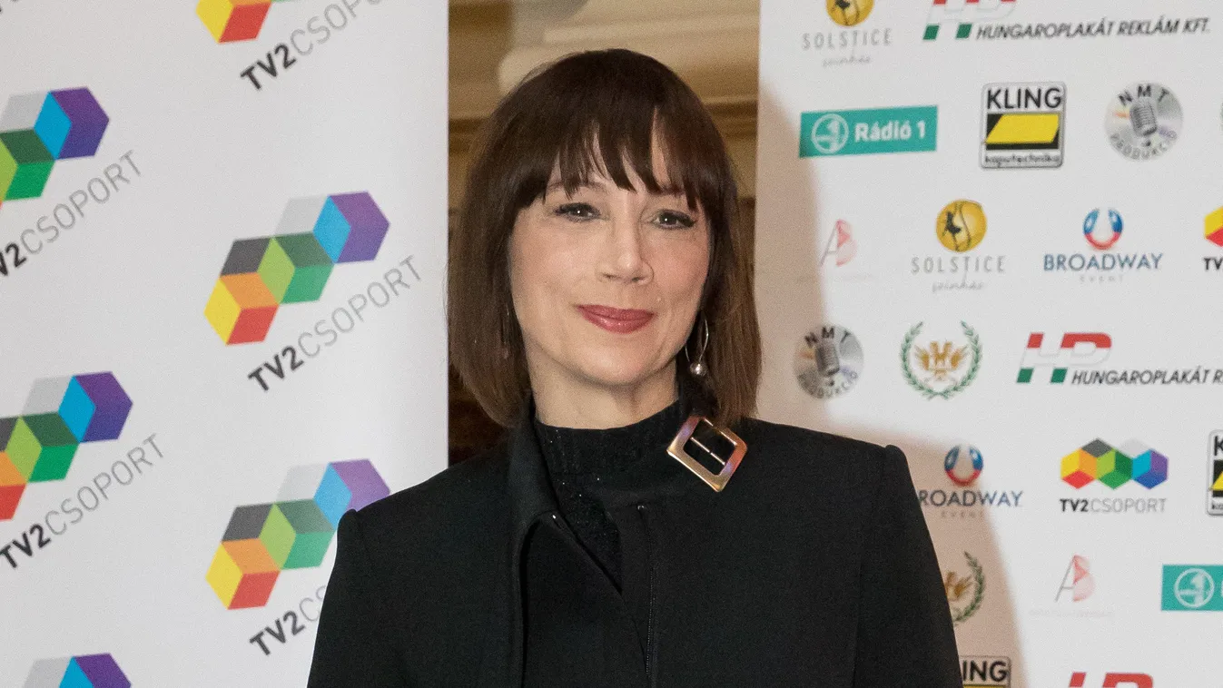 Mindenét pénzzé teszi, költözik a magyar sztárszínésznő