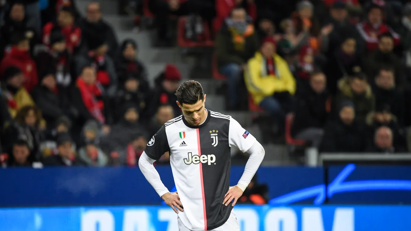 Áll a bál, Ronaldo nagy társasággal bulizott a karanténban