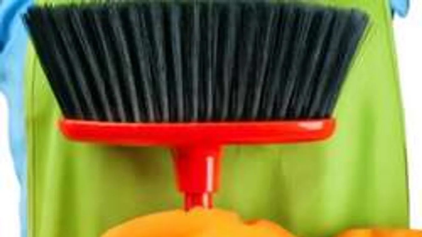 Saját takarítója akarta megerőszakolni az éjszaka közepén