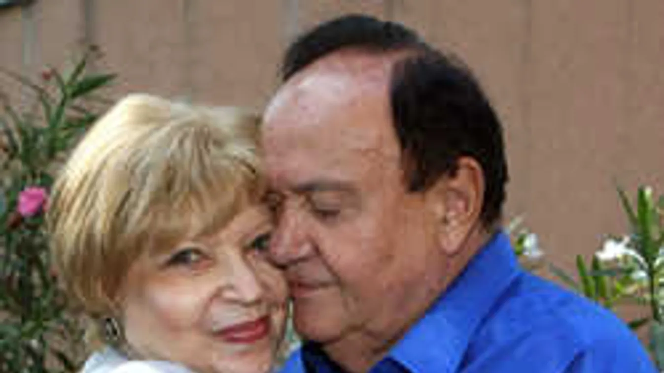 Szívszorító látvány: Ezt találtuk Torgyán József sírján