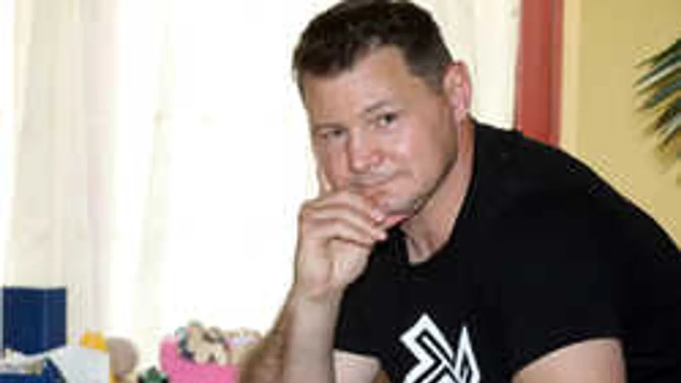 Kikapcsolták a telefonokat, Erdei Zsolt csípős választ adott