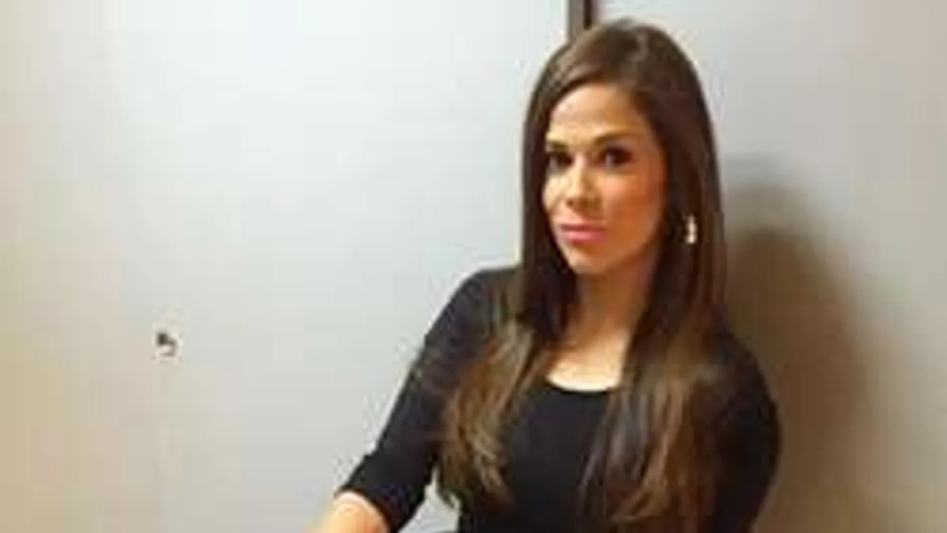 Legvadabb szexuális álmáról vallott a meztelen bombázó