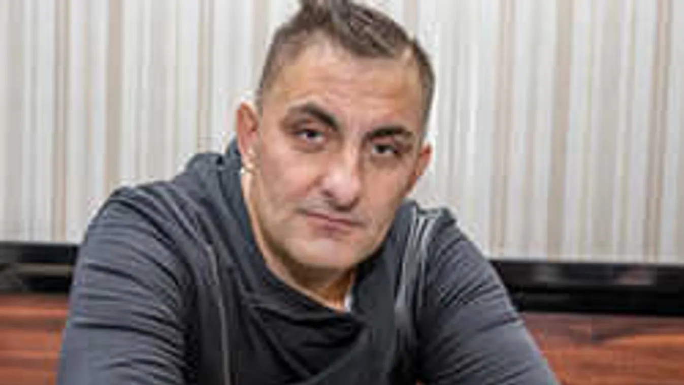 Megkönnyezi, aki olvassa: mindent kiadott magából Gáspár Győző