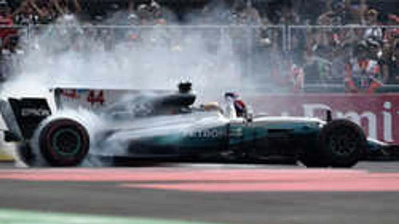 Megint közlekedési káosz várható a hétvégén