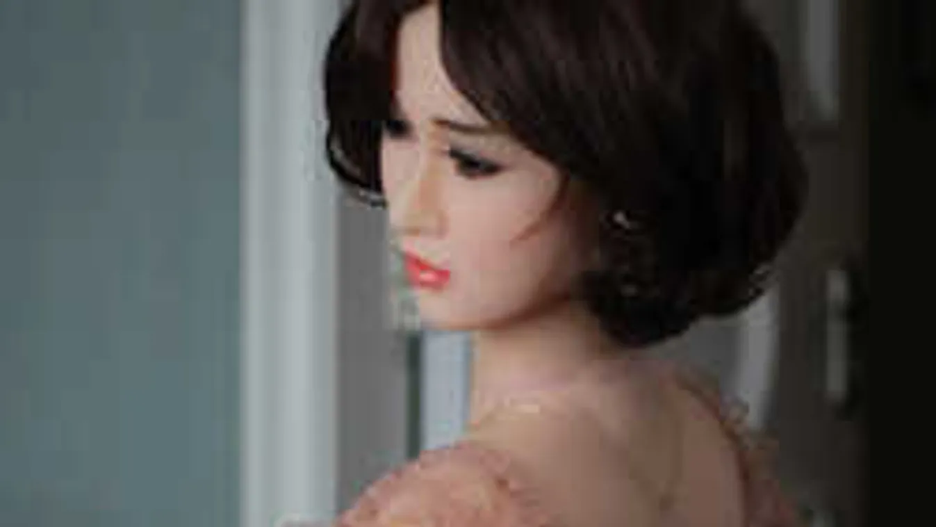 Robotprostikkal támad a legújabb párizsi luxusbordélyház