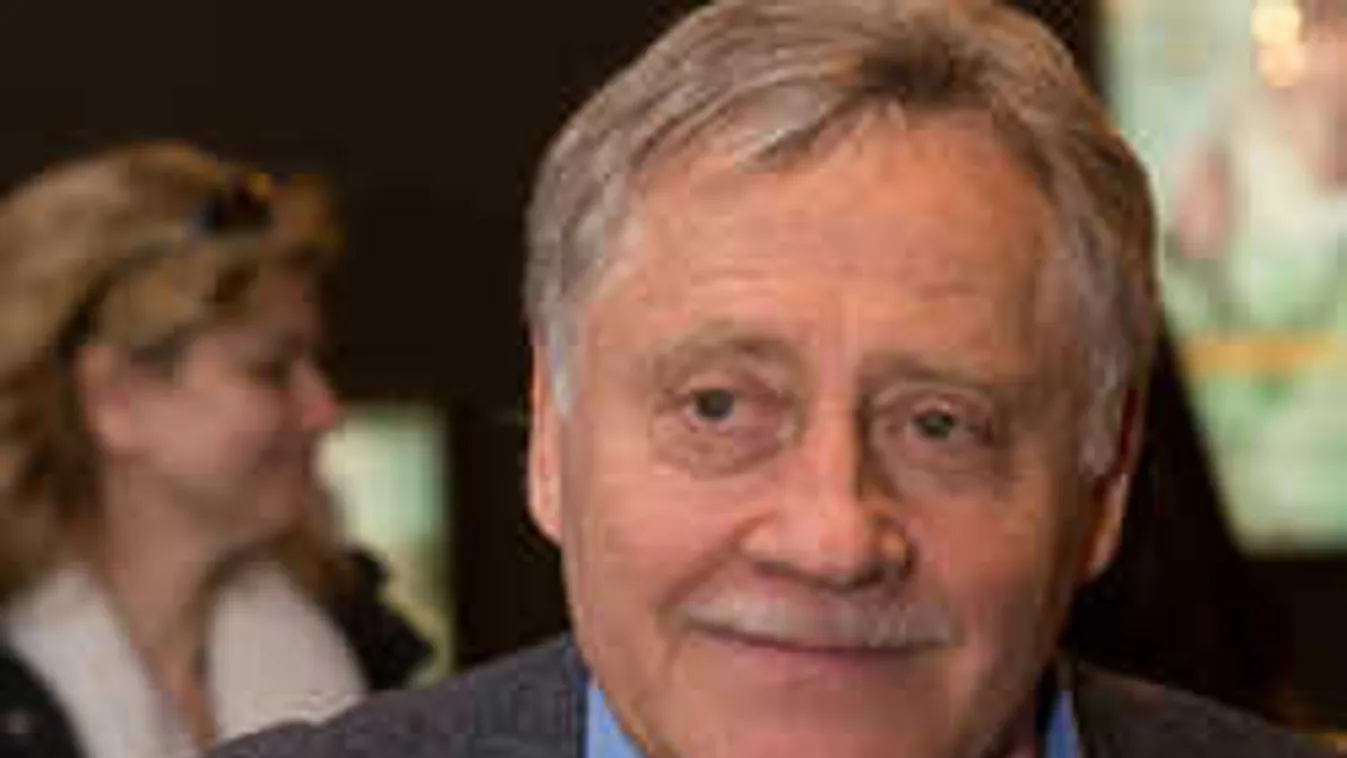 Meglepő fotó került elő Koltai Róbertről!