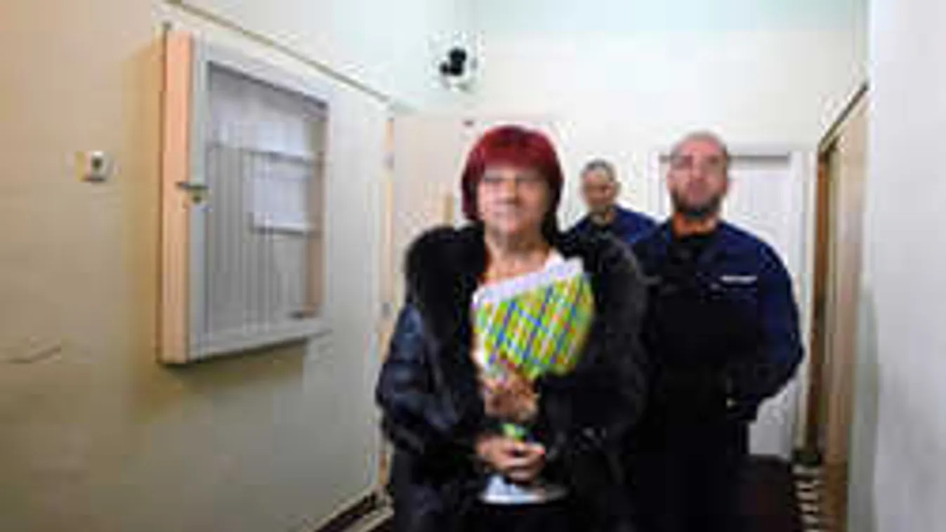 Meglepő részletek: kiderült, hogy bánnak Bróker Marcsival a börtönben