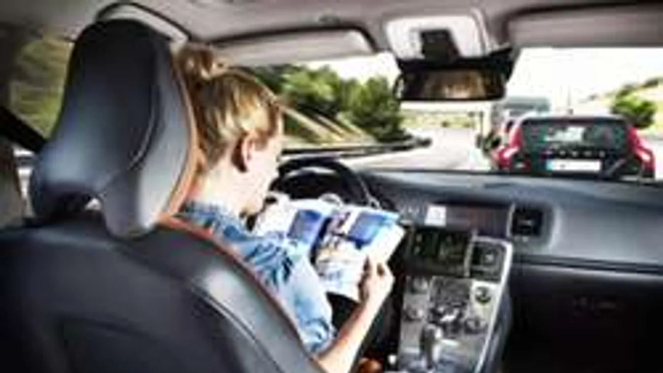 Tiltakoznak a nők a vezető nélküli autó ellen! Féltik a gyerekeket...