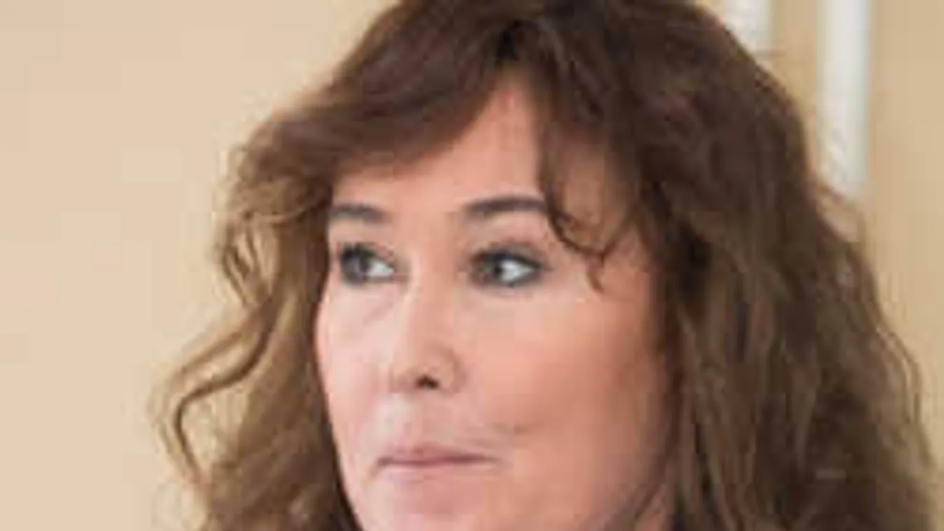 Kitálalt a családi barát, ezért óvták Pécsi Ildikót Pártos Csillától!