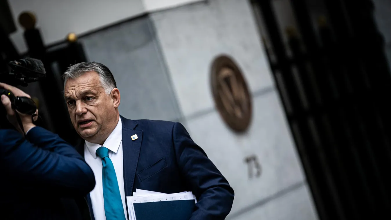 Orbán Viktor: Senki ne tervezzen külföldi téli vakációt