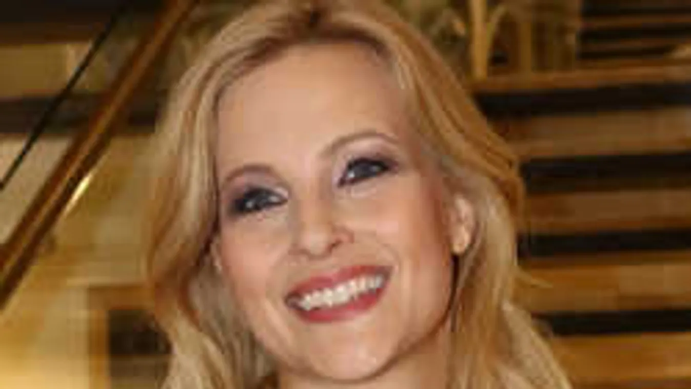 Sosem találnád ki, kivel járt évekig Várkonyi Andrea!