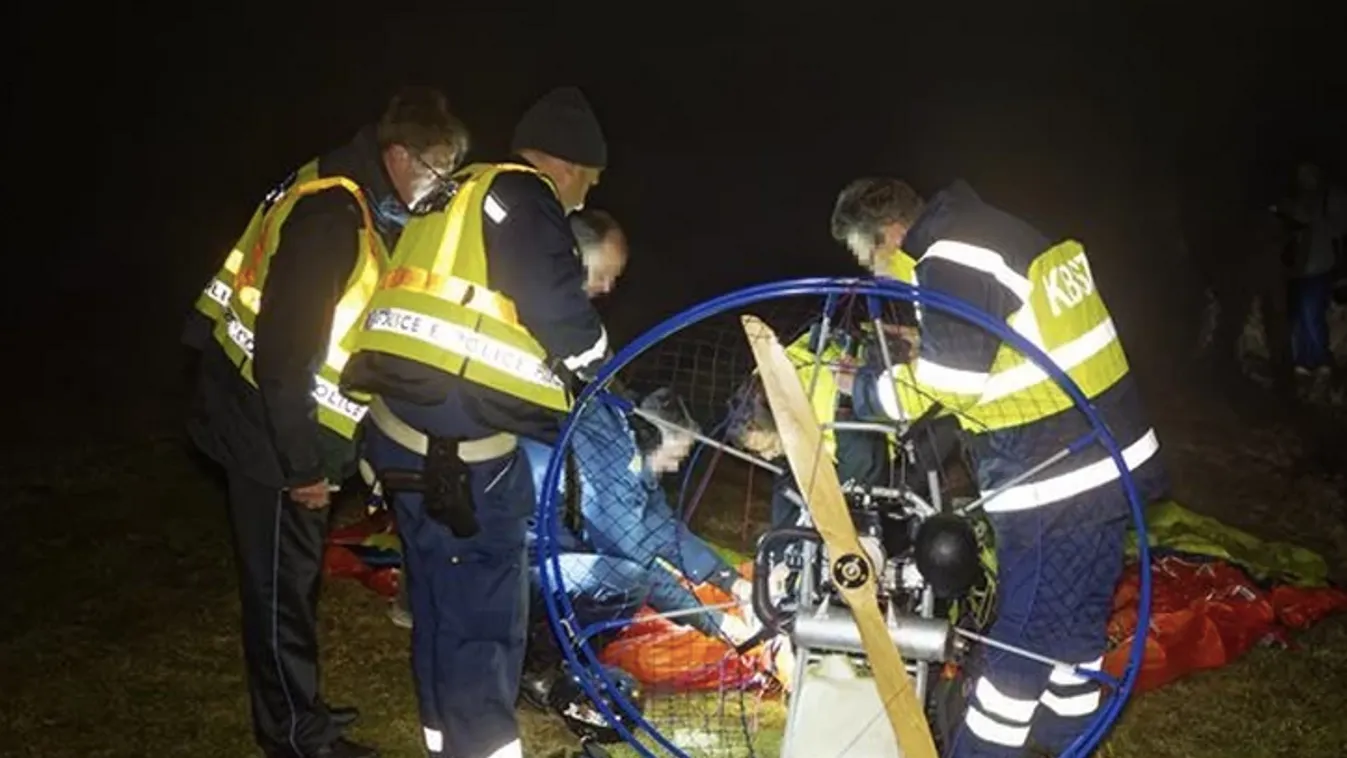 Meghalt a kórházban a horgásztóba zuhant magyar siklóernyős