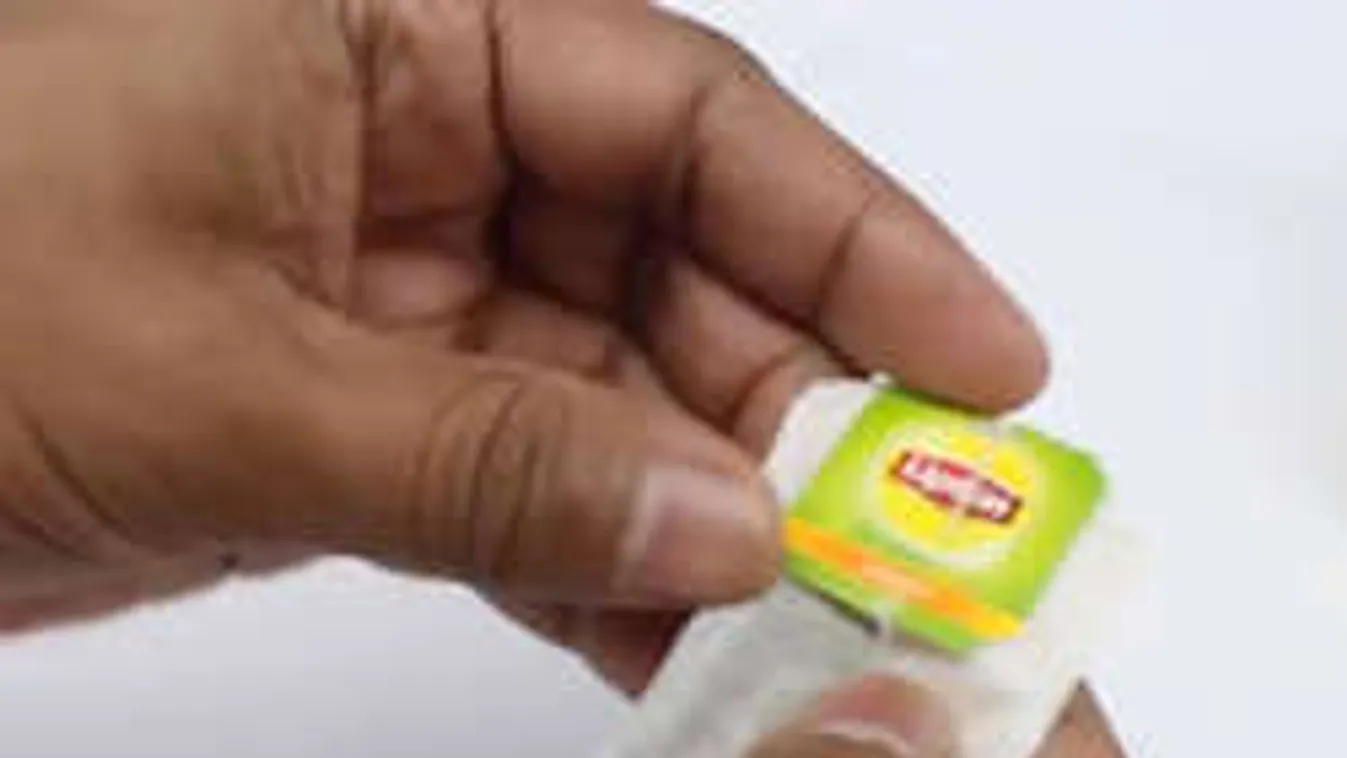 Férgeket találtak a filteres teában? Nem, valami egészen mást!