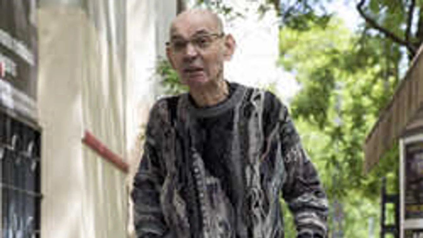 Így menti meg a kormány a nyomorgó magyar művészeket!