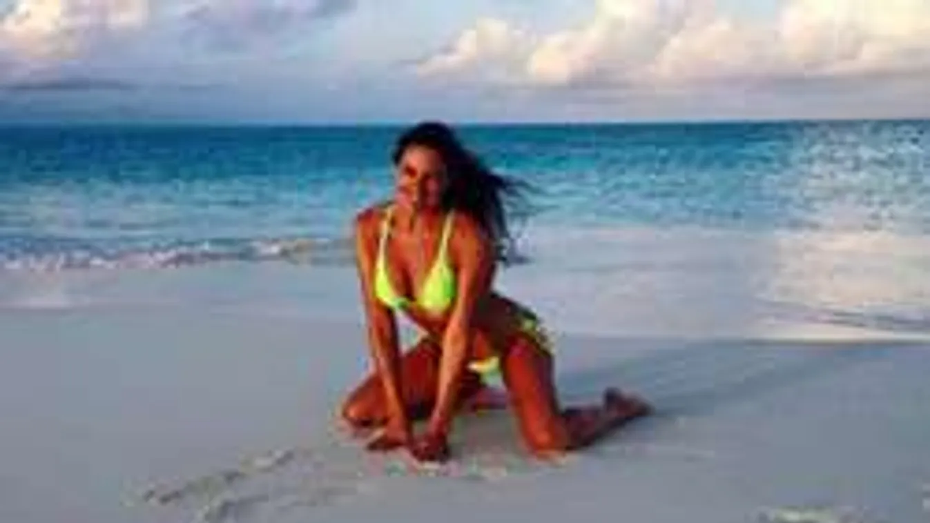 Privát aktfotók! Bódi Sylvit titokzatos férfi buktatta le!