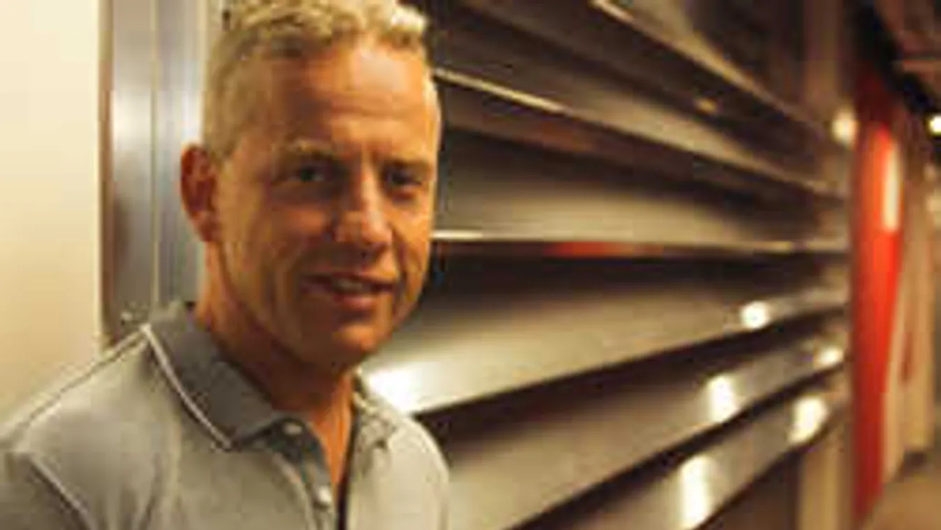 Kulisszafotó Schobert Norbi születésnapjáról, így ünnepelt a fitneszguru