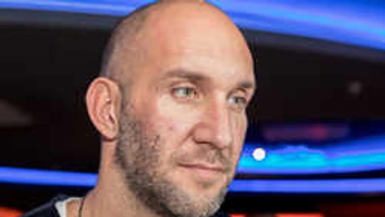 Így verte arcon Berki Krisztián az ismert magyar énekest