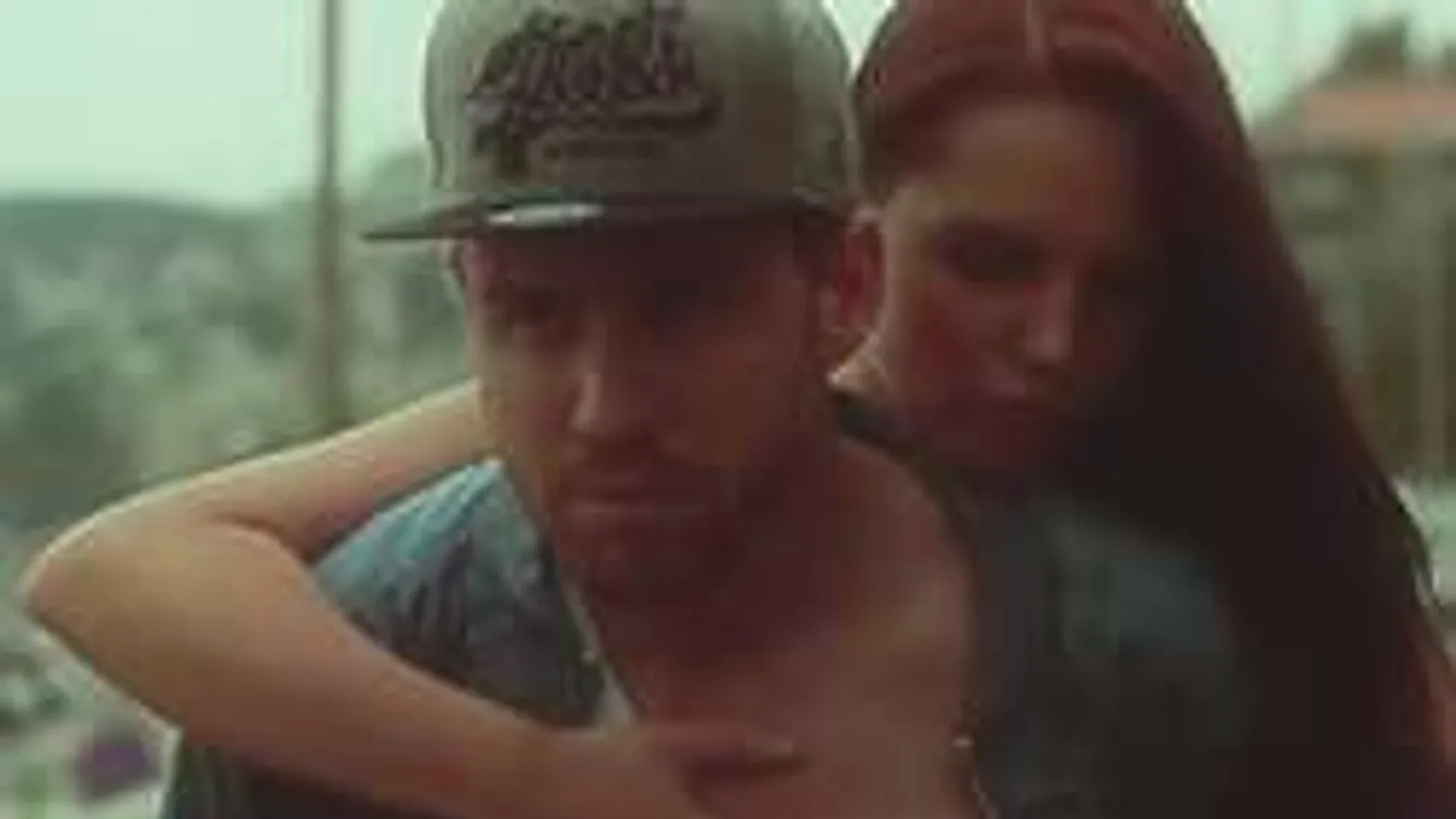 Fluor Tomi Palvin Barbi legjobb barátnőjével kavar - fotó