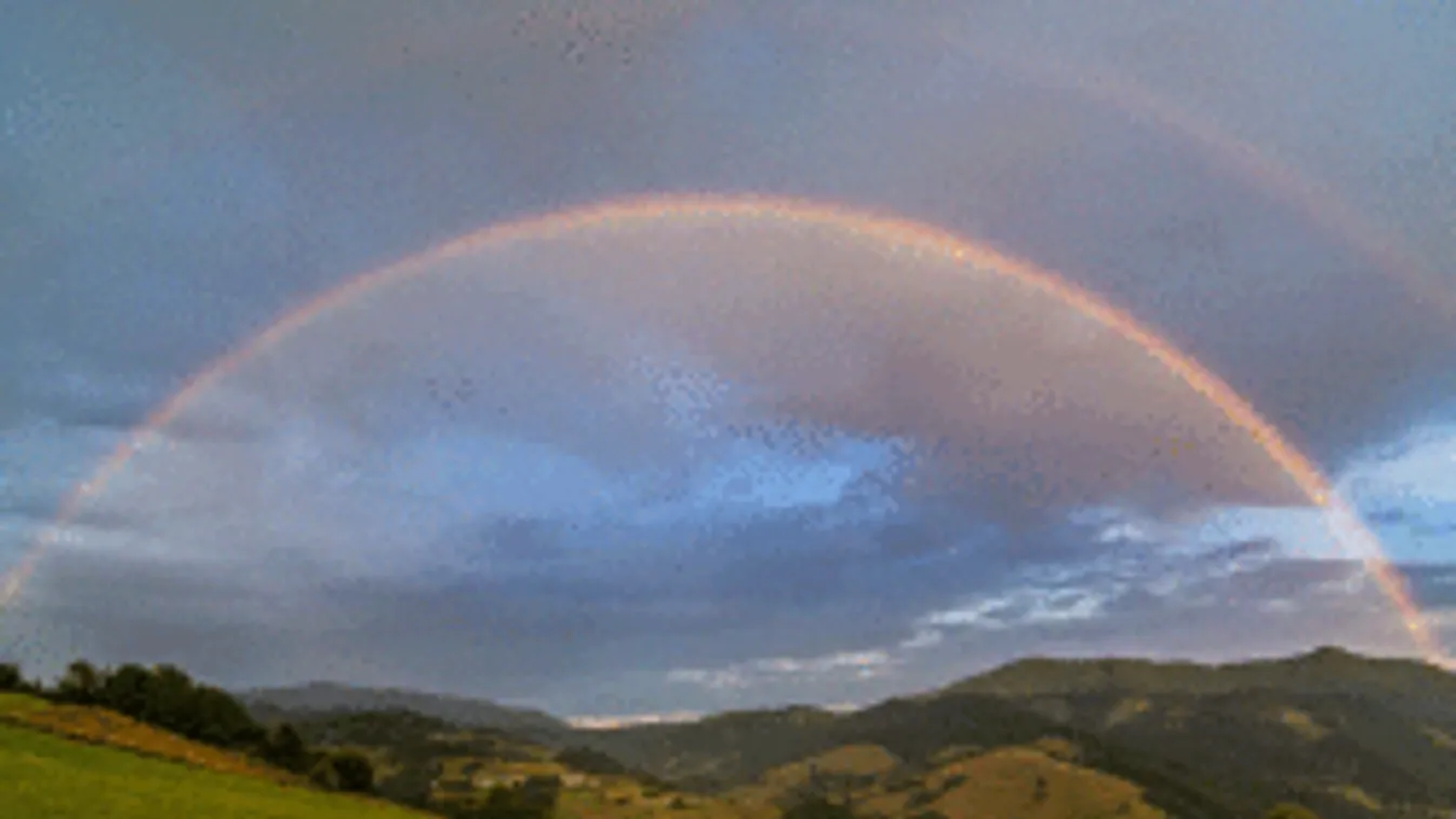 Esővel és széllel csap le a front, itt kell ma vigyázni